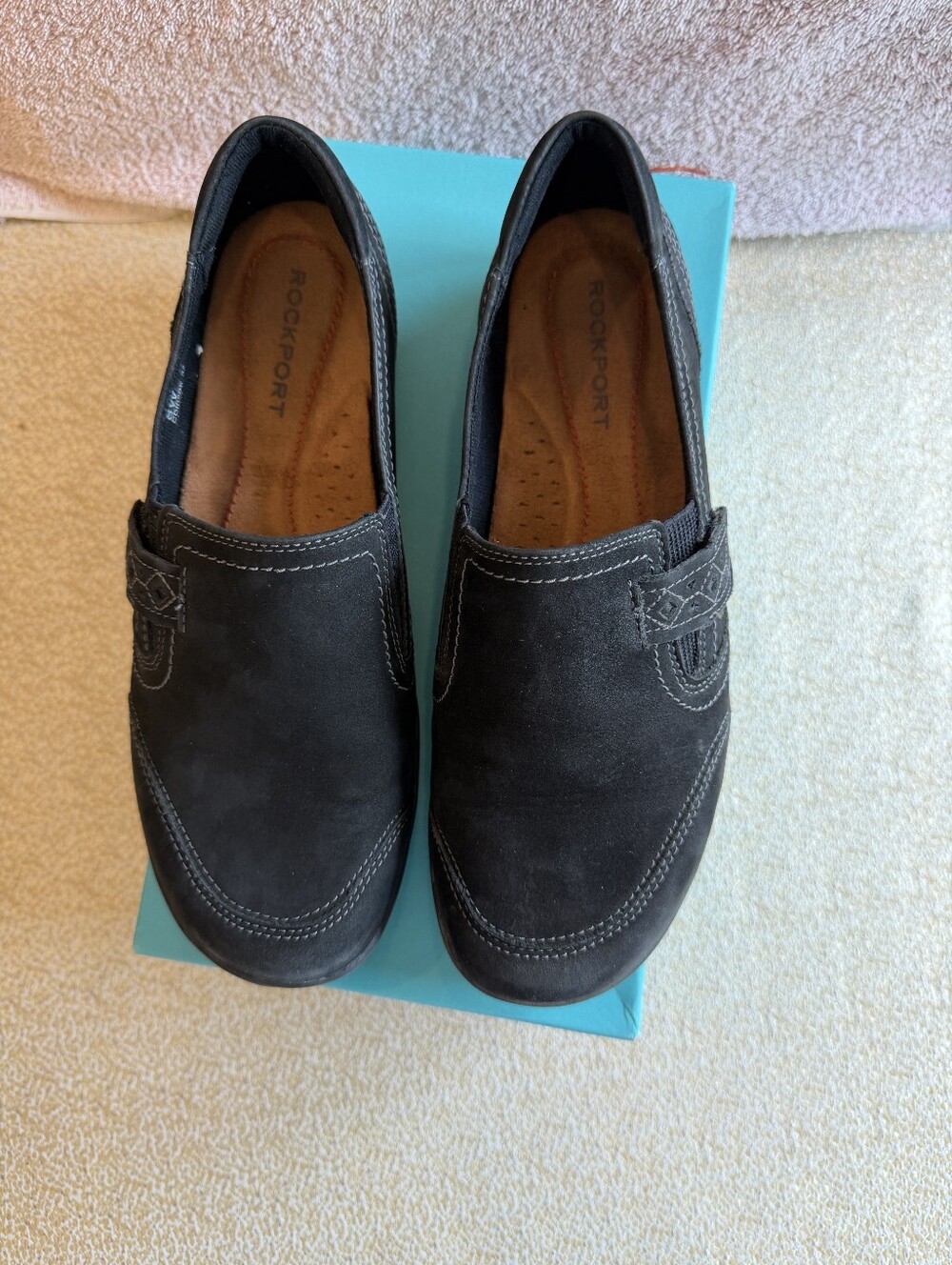 Women's Rockport Laura CH Black Nubuck 8 Wide Like New In Box Barely Worn Nice